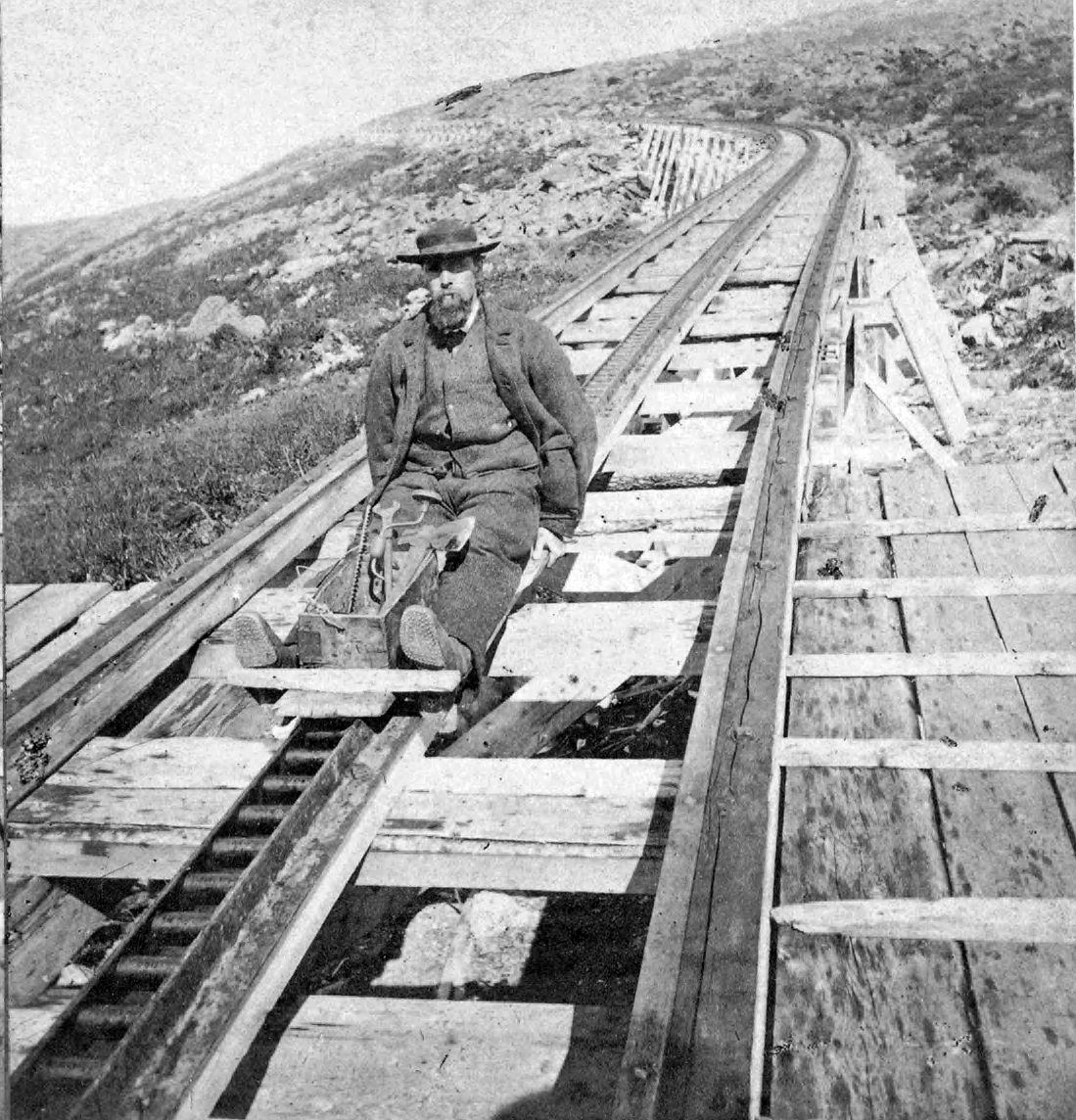 Track_repairer Mt. Washington R.R SLIDEBOARD BELOW JACOBS.jpg